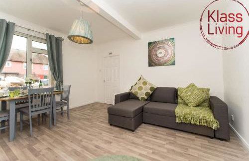 Two Bedroom House by Klass Living Serviced Accommodation Hamilton - Kenmar House With Parking & WiFi - Foto 37