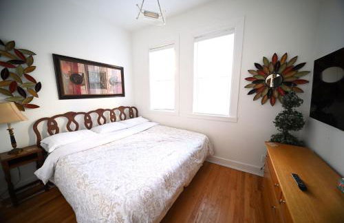 Stone Mansion Sleeps 10-20 Free TV & Parking - Foto 22