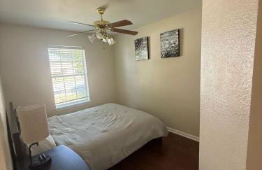 Hutto House - Foto 5