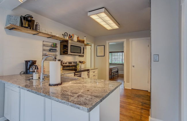 3BR Hot-tub & Dog-friendly Old Colorado City!! - Foto 18