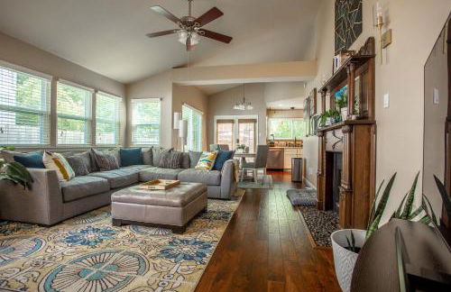 Comfortable, Family and Business Friendly 2BD/2BA House in North Austin - Foto 8
