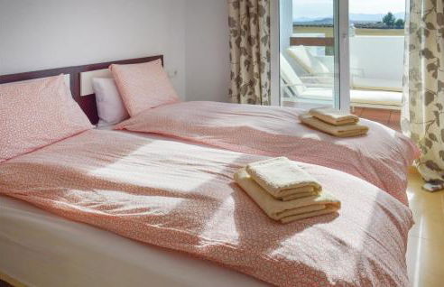 Amazing Apartment In Alhama De Murcia - Foto 14