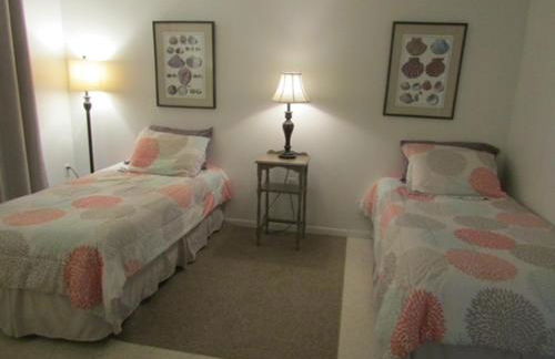 Steps from the Gulf of Mexico - Photo 25