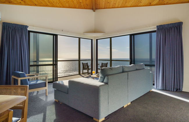 Castaways Resort - Photo 48