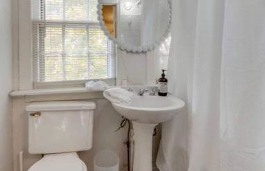 Nashville's Primrose Cottage in Hip Belmont Area - Foto 24