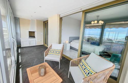 Horizon bleu vue mer dernier étage clim - Photo 25