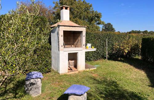 Villa Mirela with a comfortable garden and pool - Foto 23