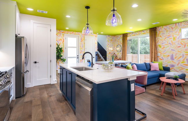 Eastside Home w Awesome Yard - Golf Pool Firepit - Foto 14