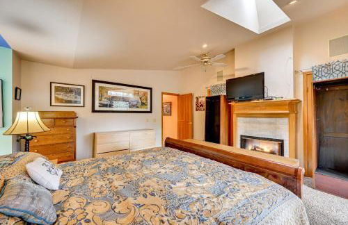 Steps to Shore Seaside Olympia Retreat with Hot Tub - Foto 12