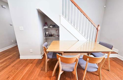 4 Minutes to UNC - 7 Minutes to Carrboro - En-Suite Bathrooms - Foto 9