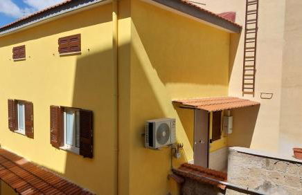 Stop and Fly - Photo 1