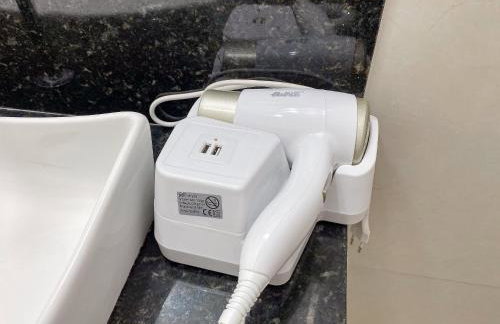 Apto Térreo com 2 quartos (ambos com ar split), sendo 1 suíte, internet privativa 300MBPS, no Residencial Vila Regina, condominio com piscina e área gourmet bem próximo a praia de Taperapuã - Foto 31