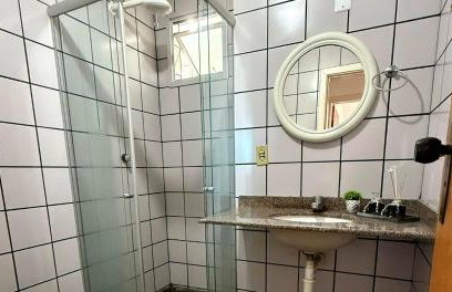 Apartamento Guarapari pé na areia com Wi-Fi e Garagem - Foto 9