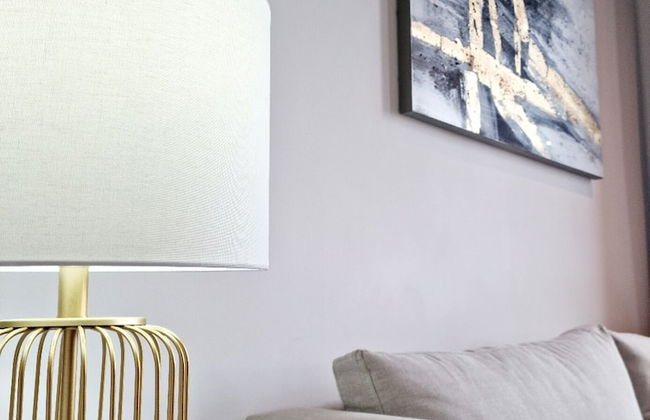 Bridgewater by Smart City Stays - Photo 3