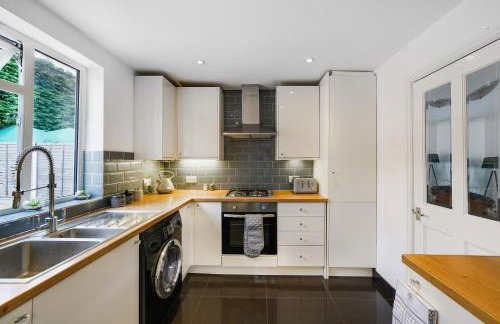 Loughton 3 Bedroom Sleeps 5 by BSE Homes - Foto 15