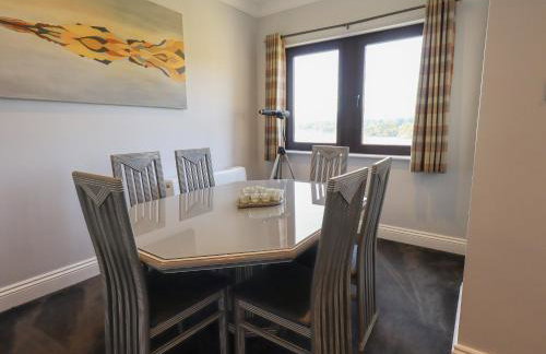 Romney Grange - Photo 8