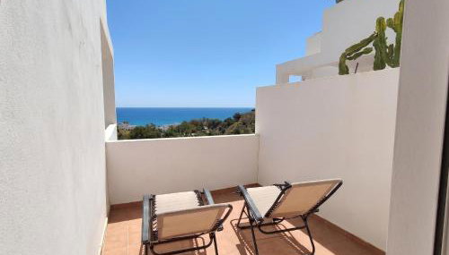 Apartamento en Mojácar Playa con vistas al Mar y Piscina - Foto 4, sunbed