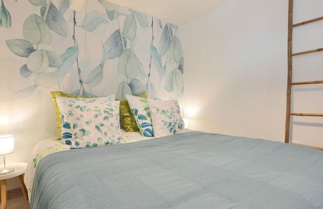 Charming Holiday Home in Gargas With Swimming Pool - Photo 4