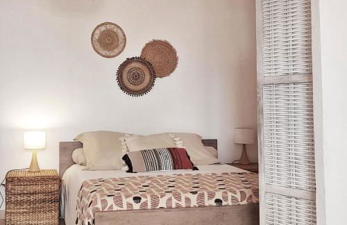 Appartement T2bis Sartène 60m2 avec jolie terrasse de 25m2 et vue panoramique mer et montagne sur le Golfe du Valinco - Quartier calme à 10mn à pied du centre ville - Idéal pour 4 personnes et possibilité de 6 couchages - Place de parking réservée - Foto 21