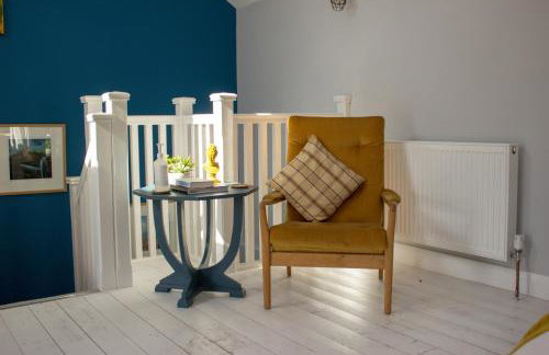 Rainbow House - Entire Place - Photo 16