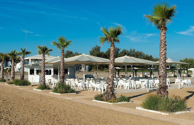 Villa in Albarella With Private Pool & Beach - Photo 28