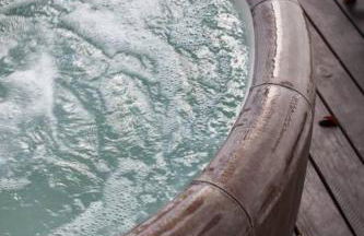 Secret Garden Studio w/ Hot Tub: Near Forsyth Park - Foto 28