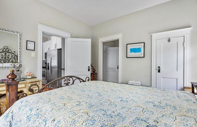 Casa Doble - Two Units, One Location! - Foto 8