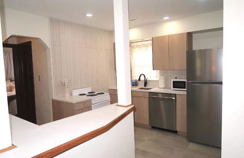 DT Location W Washer and Dryer. Fully Renovated. - Foto 13
