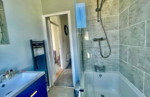 Trendy Contractor&Leisure Stay,SelfCheckin Parking - Photo 6