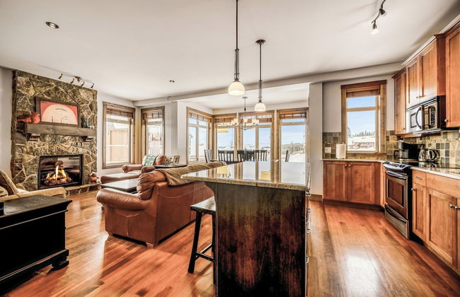 Southpoint 25 Two Bdrm Ski In Out HotTub - Photo 14