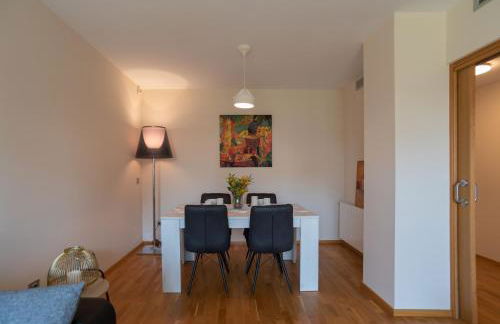 Apartamento Bulevar 2 con parking gratuito - Photo 17