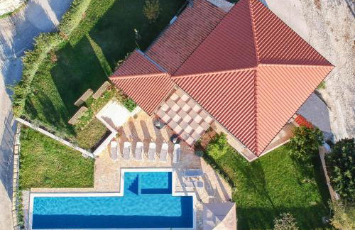 Villa MATER - luxuriously equipped villa with a 15m long swimming pool - Photo 1