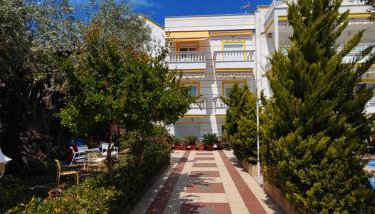 Ioli Luxury Suite - Photo 4, Garden, Garden view