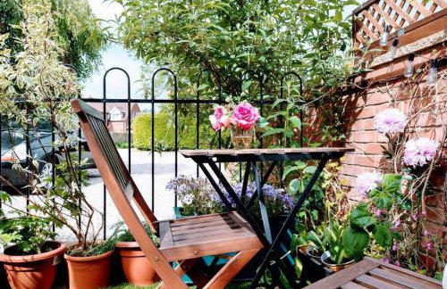 TAIL END: Bijoux Broads & Beach Base! Now with TV! - Photo 17