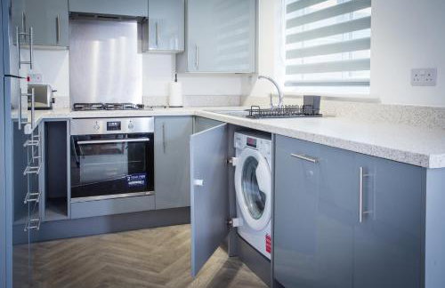 Comfortable 3-bedroom Bolton home - Photo 26