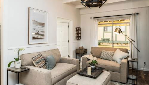 3798 Cedar Place apts - Photo 3