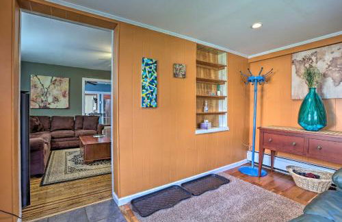 Suburban Home with Backyard Patio Less Than 7 Miles to Dtwn! - Foto 14