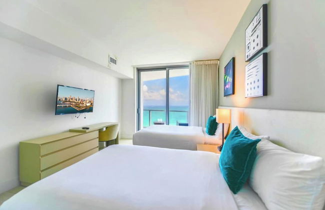 Luxury Beachfront Condo - Foto 20