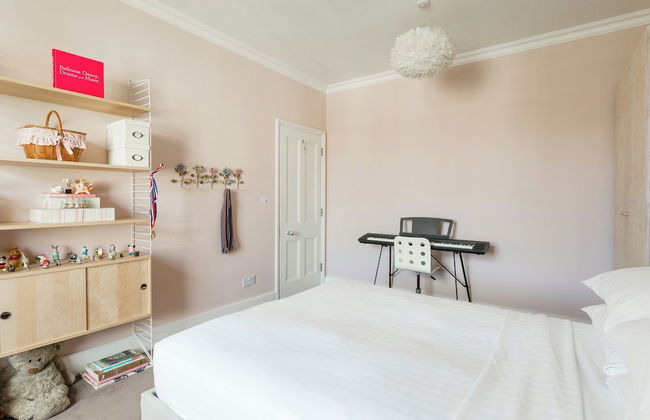 Leamington Road Villas II by Onefinestay - Photo 8