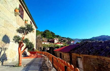 Charming house in Lindoso with terrace and parking included - Foto 10