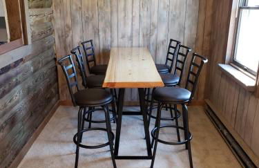 Cozy Cabin - Photo 3