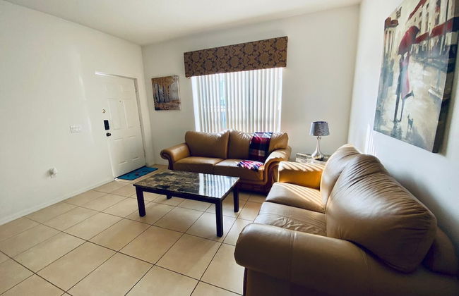 Huge Screened Patio That Overlooks Lake Buck, Near Famous Attractions!! - Foto 4