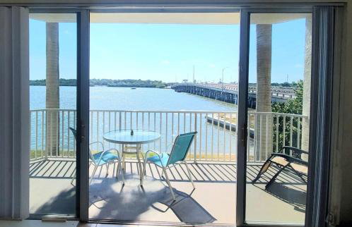 Breathtaking Waterview Condo! - Foto 12