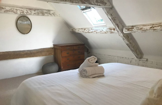 Manor House Mews - Rustic Stable Conversion - Photo 3