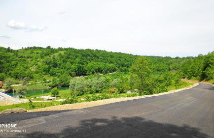 SMARAGD RIVER near Rastoke & Plitvice Lakes - Foto 27