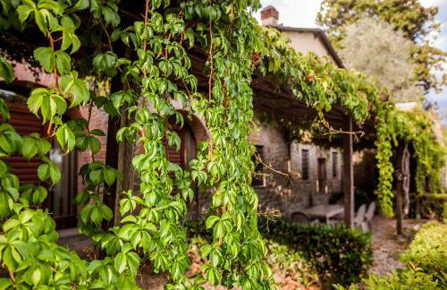 Villa Norcenni Aparthotel - Photo 18