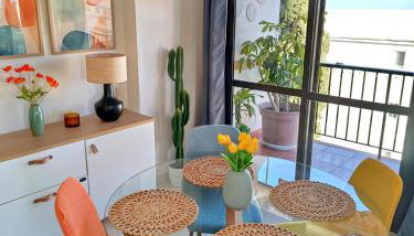 Céntrico apartamento cozy con piscina y parking - Foto 2