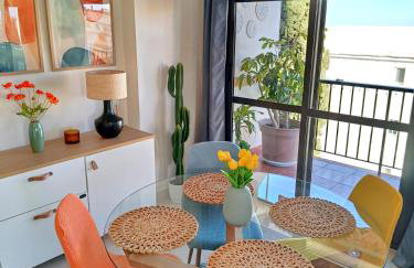 Céntrico apartamento cozy con piscina y parking - Foto 1