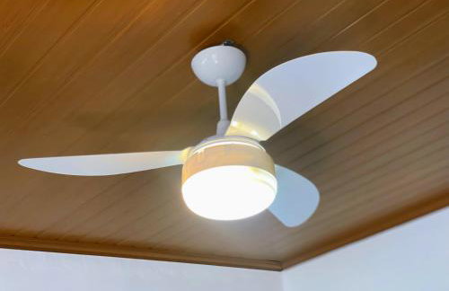 Suites Casa Azul-Vila do Abraão- conforto, limpeza, ótima localização - Foto 12