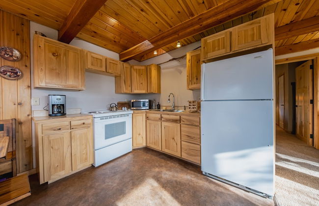 The Cabin on the Ranch - Photo 10